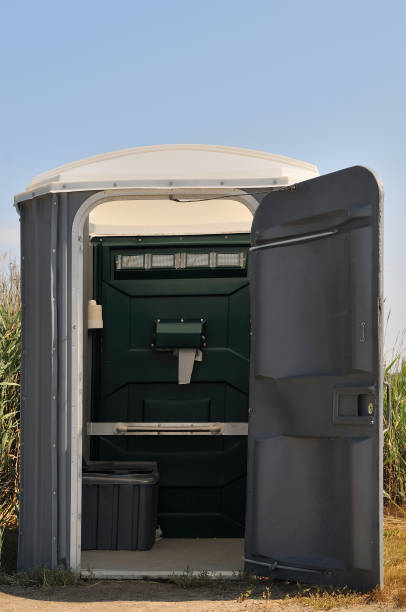 Best Construction site porta potty rental  in Saginaw, MI